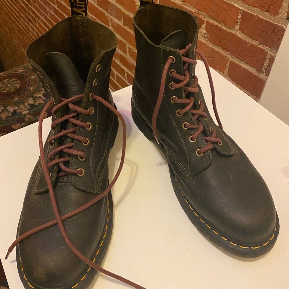 Mens Doc Martens Pascal